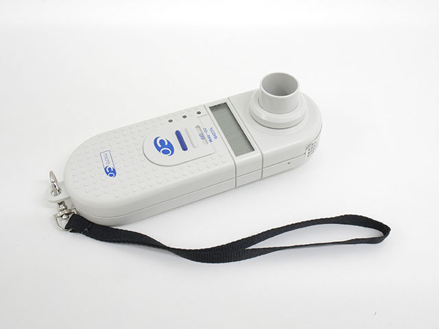 呼気CO濃度測定器